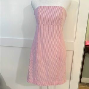 Lilly Pulitzer size 6 pink and white strapless seersucker dress